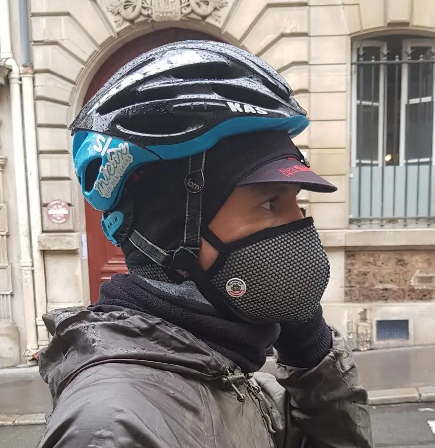 Juan bike courier in Paris